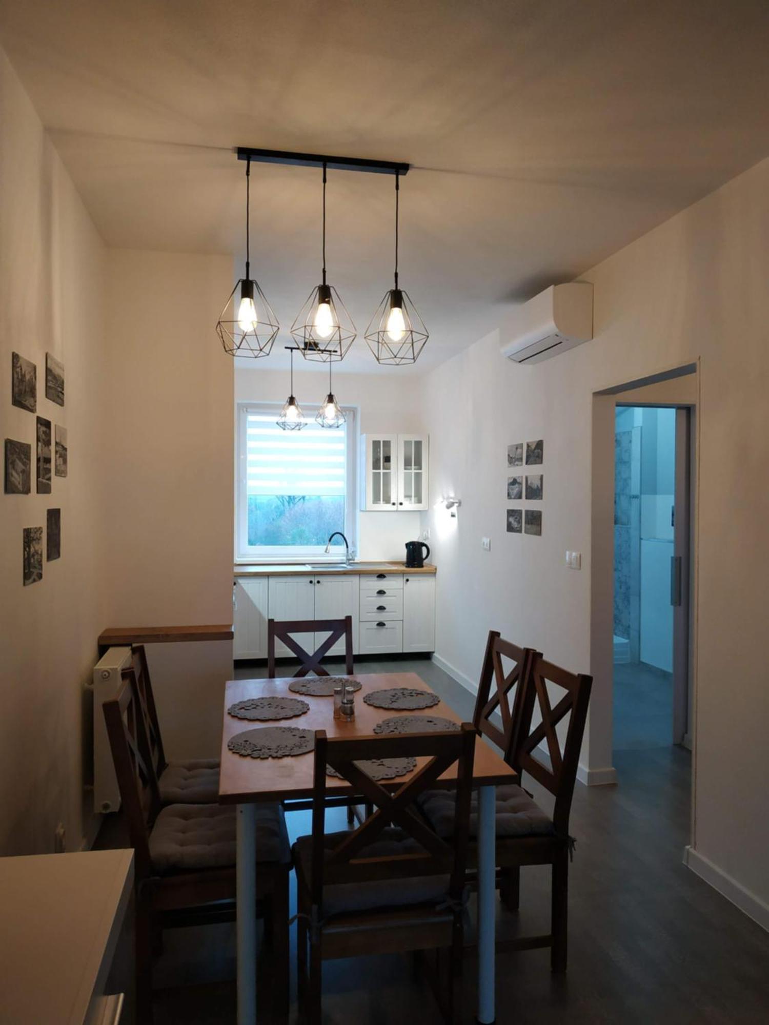 Apartman One To One Štúrovo Bagian luar foto